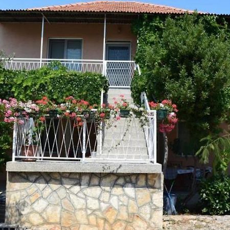 Apartment Julietta Пировац Екстериор снимка